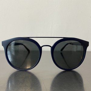 Burberry 4245 Sunglasses : Matte Navy Blue : Pre-Owned